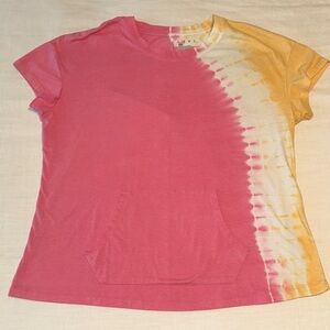 👚 LIVI Tie-Dye Short Sleeve Tee w/ Kangaroo Pocket – Size 18/20